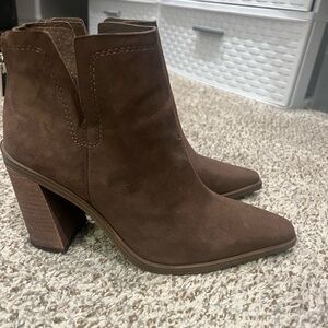 Brown suede Vince Camuto  booties. NEVER WORN!